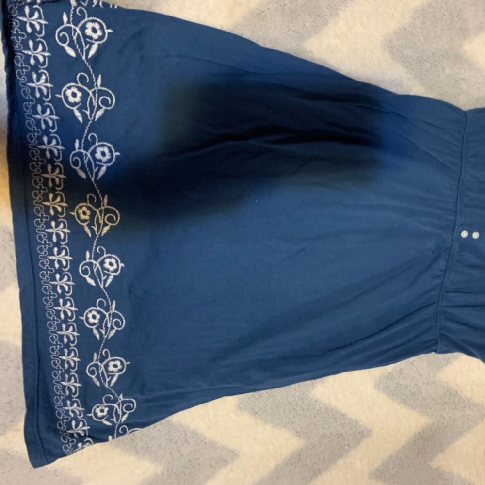 Blue embroidered dress - Picture 3 of 4